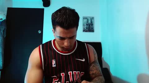 Snapshot of darius_phoenix chatting on November 2025 08:51:01 PM Darius Phoenix online show from November 2025 08:51:01 PM