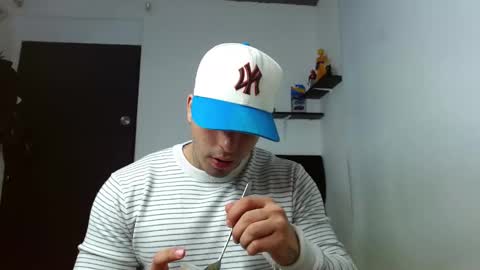 Snapshot of darius_phoenix chatting on December 2025 10:15:01 PM Darius Phoenix online show from December 2025 10:15:01 PM