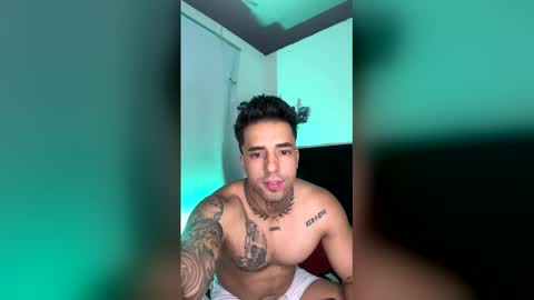 Darius Phoenix  online show from March 2026 10:58:01 PM