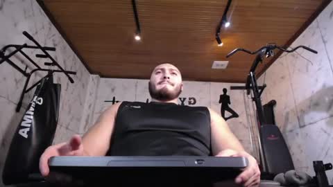 Snapshot of darius_wolfe chatting on May 2026 11:16:02 AM Darius online show from May 2026 11:16:02 AM