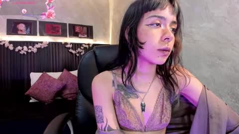 Snapshot of dark__nymph chatting on October 2025 12:14:01 PM Dark online show from October 2025 12:14:01 PM