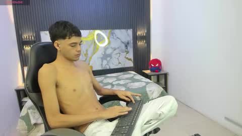 Snapshot of dark_desiree18 chatting on February 2026 12:15:01 PM DARCK online show from February 2026 12:15:01 PM