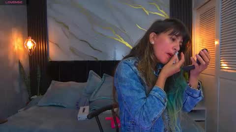 dark_dominika online show from March 2026 01:03:01 PM