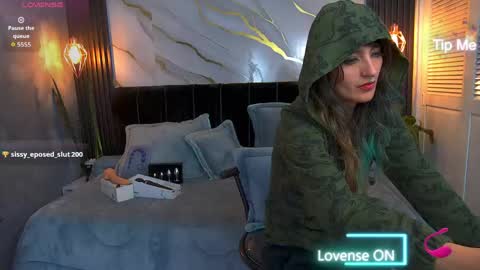 dark_dominika online show from June 2026 02:33:01 PM