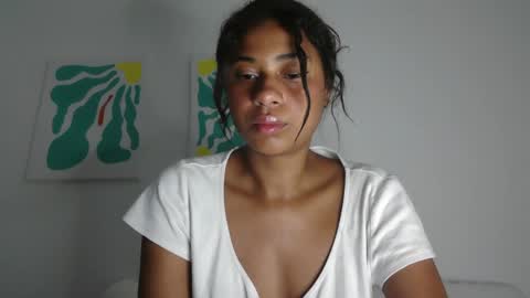 Snapshot of dark_enchantress_ chatting on March 2026 04:05:02 AM Sofia online show from March 2026 04:05:02 AM