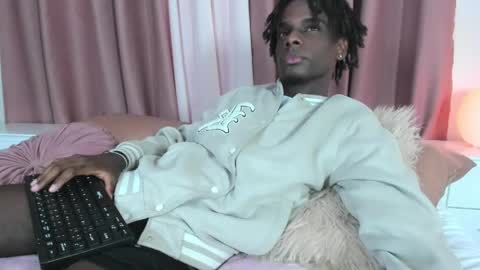 dark_fantasy9 online show from March 2026 12:52:02 PM