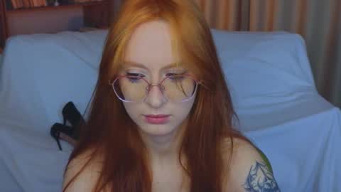 Lola online show from March 2026 01:42:01 AM