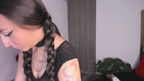 Snapshot of dark_madison chatting on December 2024 07:28:02 PM CELESTE online show from December 2024 07:28:02 PM