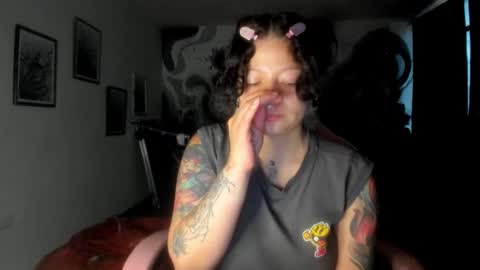 Snapshot of dark_miau chatting on December 2025 09:45:02 PM miau online show from December 2025 09:45:02 PM