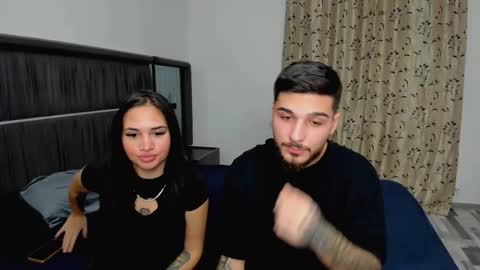 Leo  Bella online show from November 2025 09:35:01 PM