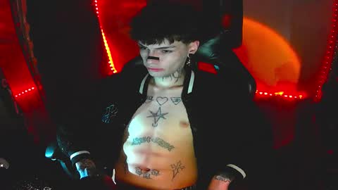   online show from December 2025 07:34:01 AM