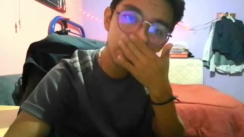 Snapshot of darknex_ chatting on June 2026 04:55:01 AM Jose Ian online show from June 2026 04:55:01 AM