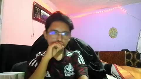 Snapshot of darknex_ chatting on July 2026 01:41:01 AM Jose Ian online show from July 2026 01:41:01 AM