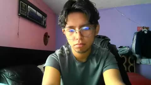 Snapshot of darknex_ chatting on July 2026 08:33:02 PM Jose Ian online show from July 2026 08:33:02 PM