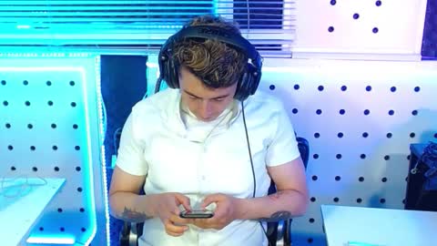 DARKO0717 online show from November 2025 02:05:04 PM