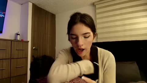 Snapshot of darkpleasuress chatting on March 2026 09:35:01 AM darkpleasuress online show from March 2026 09:35:01 AM
