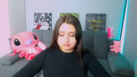 Amelie online show from April 2026 05:30:02 PM