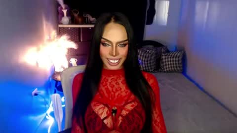 Snapshot of darksoul_mistress chatting on June 2026 05:02:02 AM HAPPY BIRTHDAY MISTRESS MADRIANA online show from June 2026 05:02:02 AM