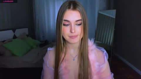 Darlina online show from December 2025 11:40:02 AM