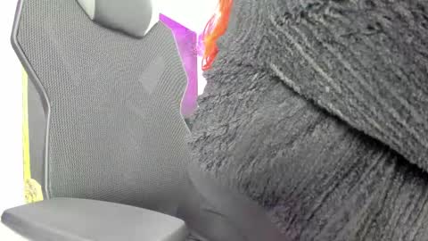 Darling online show from November 2025 12:25:01 PM