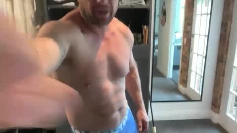 dartanian0001 online show from September 2025 12:00:02 AM