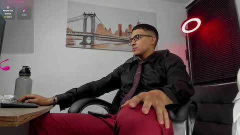 Snapshot of dash_bukoski chatting on September 2025 11:57:01 AM Dash online show from September 2025 11:57:01 AM