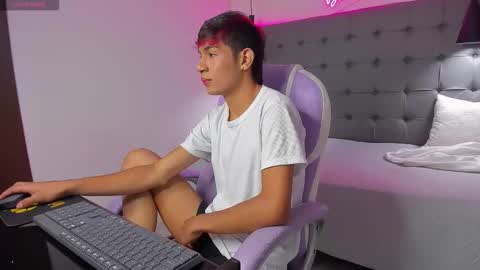 angel online show from November 2025 01:24:02 PM