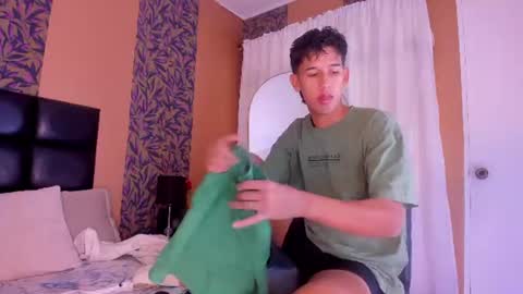 Snapshot of dave_eliot chatting on July 2026 07:09:01 PM Dave online show from July 2026 07:09:01 PM