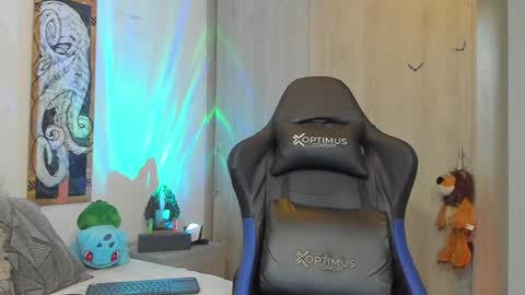 DAVE MAX online show from January 2025 03:11:02 AM