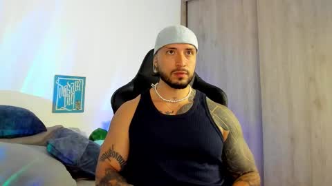 DAVE MAX online show from November 2025 03:28:01 AM