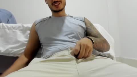 Snapshot of david__ox chatting on December 2024 11:28:02 PM david__ox online show from December 2024 11:28:02 PM