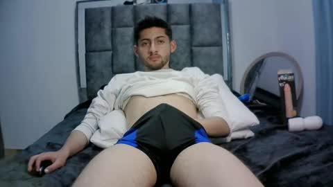 Snapshot of david_asturias chatting on January 2025 12:42:01 AM David Asturias online show from January 2025 12:42:01 AM