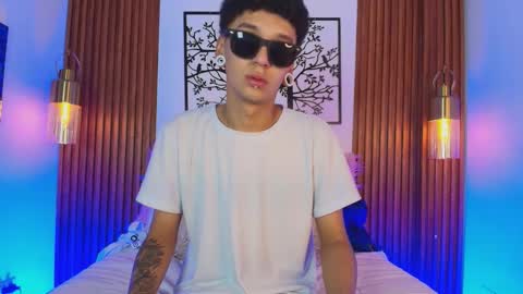 Snapshot of david_banks_ chatting on February 2026 12:44:02 PM David online show from February 2026 12:44:02 PM