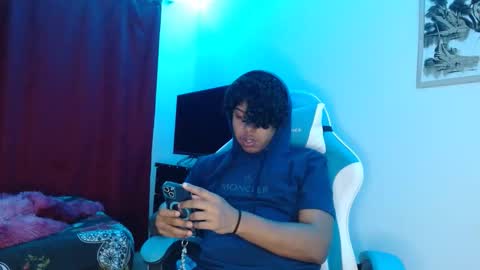 Snapshot of david_bigcockk chatting on November 2025 08:28:02 AM DUVAN Y YERSON online show from November 2025 08:28:02 AM