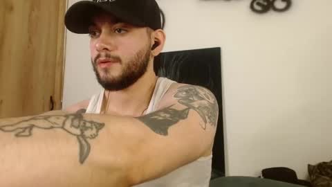 Twitter davidsanctum online show from February 2026 05:18:02 AM