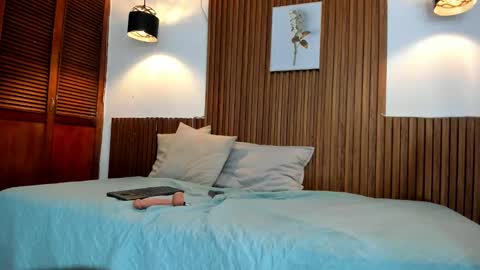 david_niet online show from October 2025 06:38:02 PM