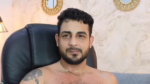 Snapshot of david_oliveira chatting on February 2025 06:56:02 PM JF oliveira online show from February 2025 06:56:02 PM