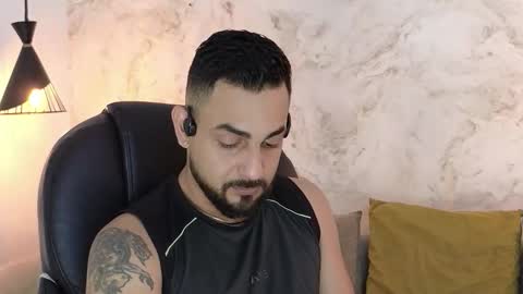 Snapshot of david_oliveira chatting on October 2025 01:00:02 PM JF oliveira online show from October 2025 01:00:02 PM