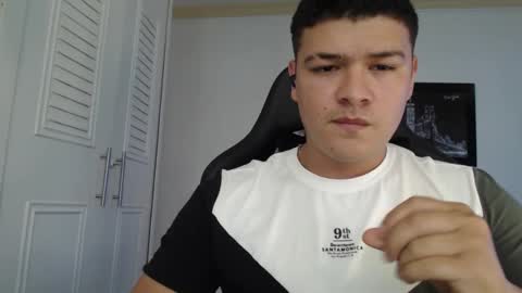 Snapshot of david_smit_ chatting on January 2025 07:21:01 PM david smit online show from January 2025 07:21:01 PM