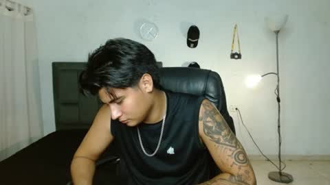 Snapshot of davidbless chatting on June 2026 02:49:01 AM David Bless online show from June 2026 02:49:01 AM