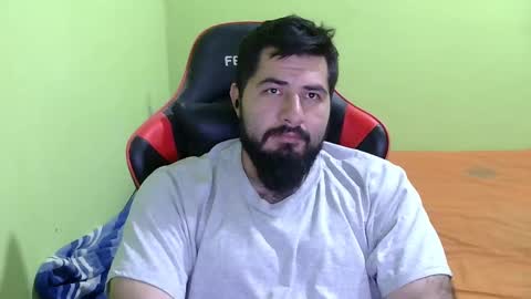 Snapshot of daviddelz chatting on February 2025 05:02:01 AM David online show from February 2025 05:02:01 AM