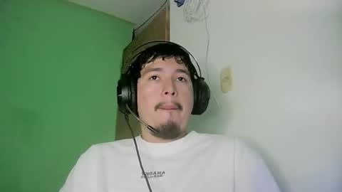 Snapshot of davidlasecuela chatting on February 2026 03:24:02 AM DavidSkinny online show from February 2026 03:24:02 AM