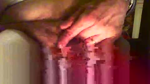 Snapshot of davidneedmore chatting on January 2025 05:39:02 PM davidneedmore online show from January 2025 05:39:02 PM