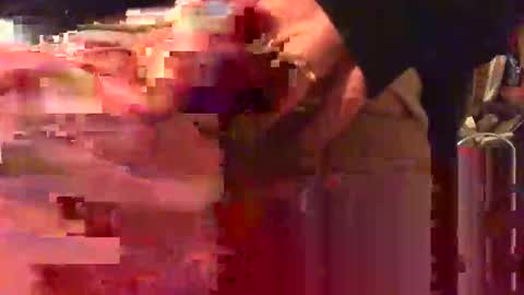 Snapshot of davidneedmore chatting on January 2025 04:23:01 AM davidneedmore online show from January 2025 04:23:01 AM