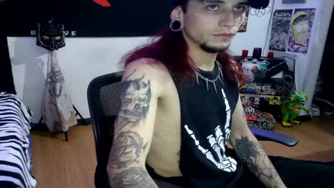 Snapshot of davidroses420 chatting on January 2025 12:22:01 AM online show from January 2025 12:22:01 AM