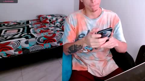 davidsalazar33 online show from September 2025 10:46:02 PM