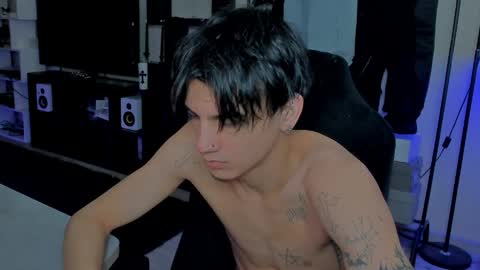 davis online show from April 2026 10:09:02 AM