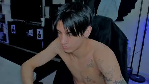 davis online show from April 2026 04:59:02 AM