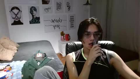 davoxer online show from November 2025 02:10:01 AM