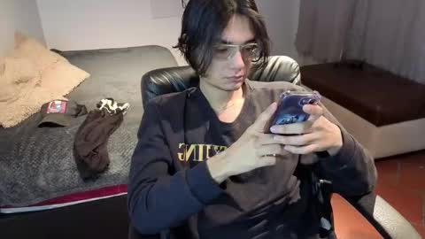 davoxer online show from November 2025 03:40:01 AM